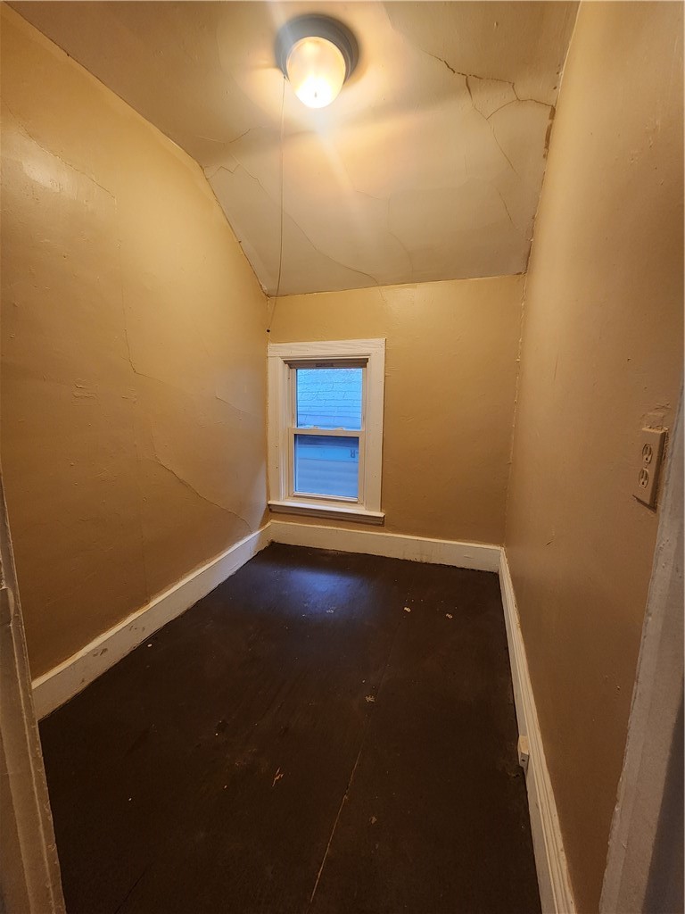 2 Hollister Street Rochester, NY 14605 - Photo 6 of 22