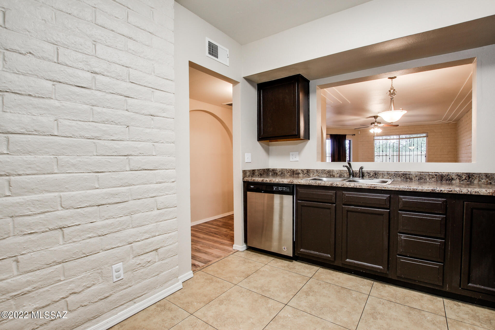 3542 South Mission Road, Unit A Tucson, AZ 85713 - Photo 12 of 37