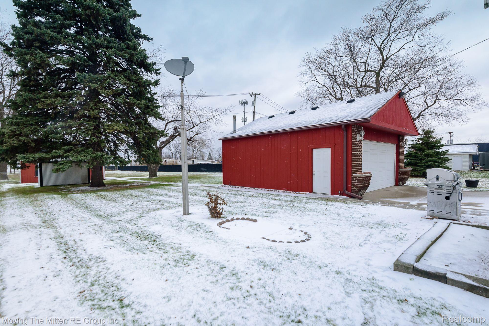 27610 Wick Road Romulus, MI 48174 - Photo 29 of 38 Gallery Image 29