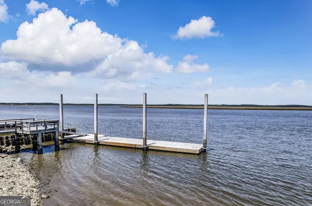 $309,000 | 203 Foxwood Circle, St. Marys, GA 31558