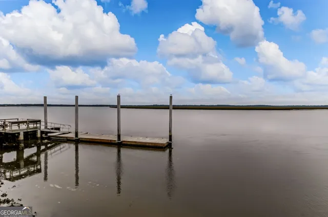 $309,000 | 203 Foxwood Circle, St. Marys, GA 31558