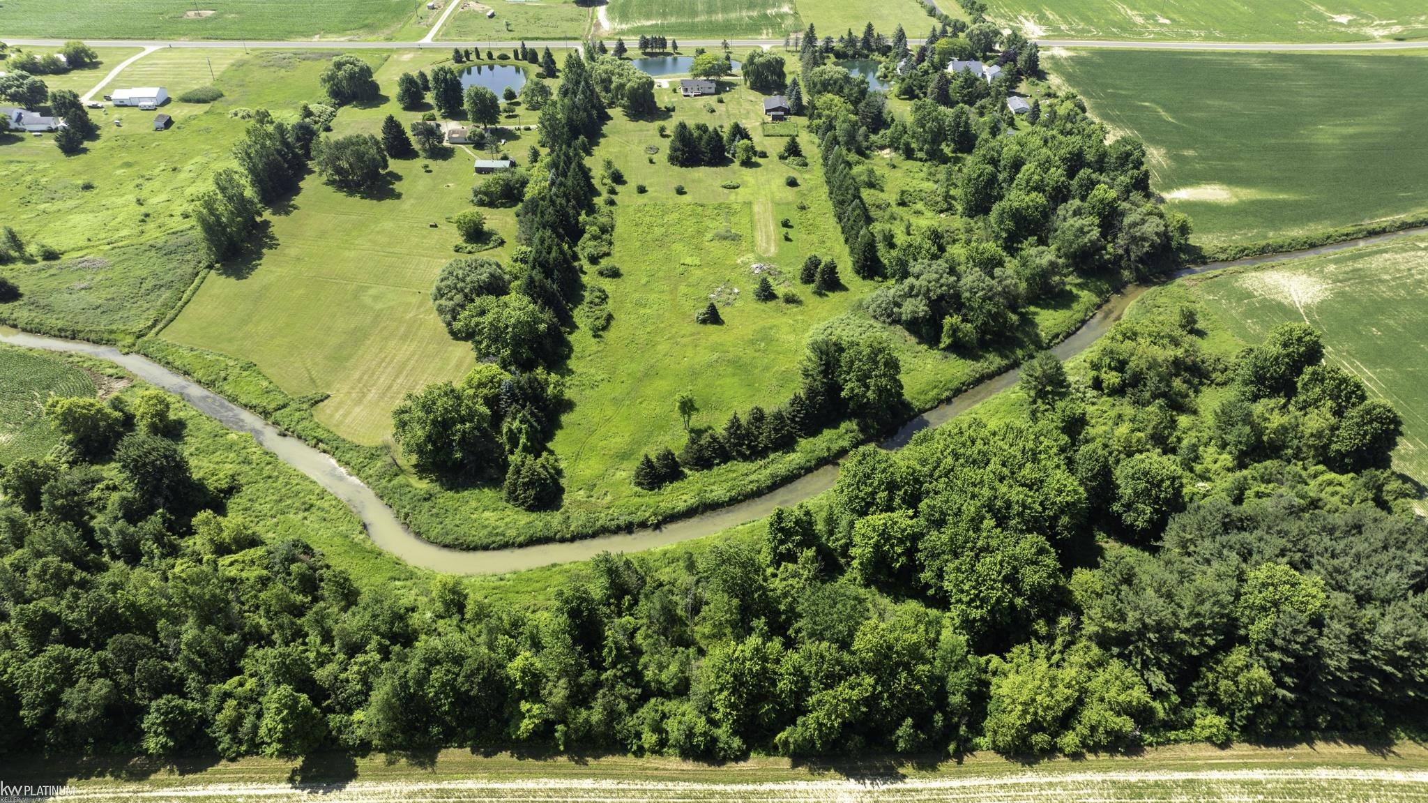 2801 Galbraith Road Yale, MI 48097 - Photo 31 of 38 50180937-ef3bbd2f-2e86-4983-ad66-91116b2652f6.JPG