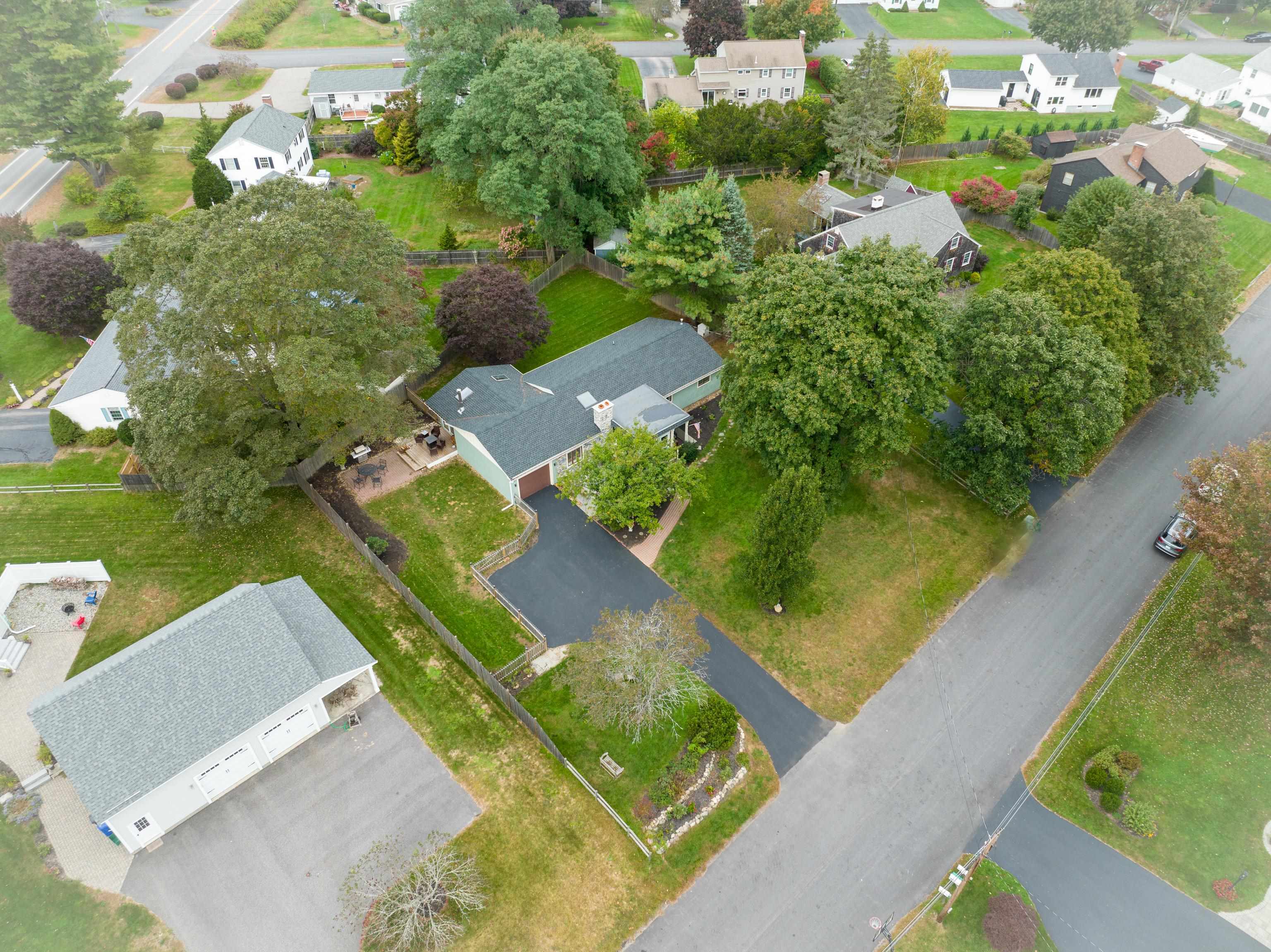 6 Sylvan Road North Hampton, NH 03862 - Photo 2 of 38