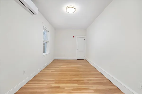 $2,200 | 54 Sutton Street, Unit 4, Providence, RI 02903