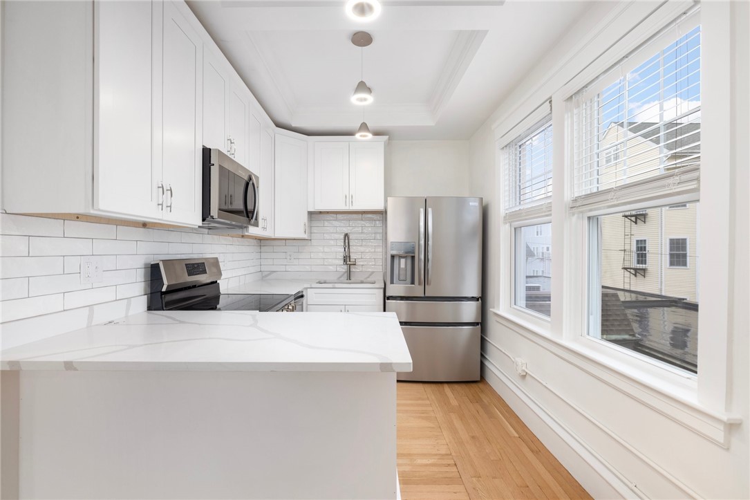 54 Sutton Street, Unit 4 Providence, RI 02903 - Photo 9 of 20