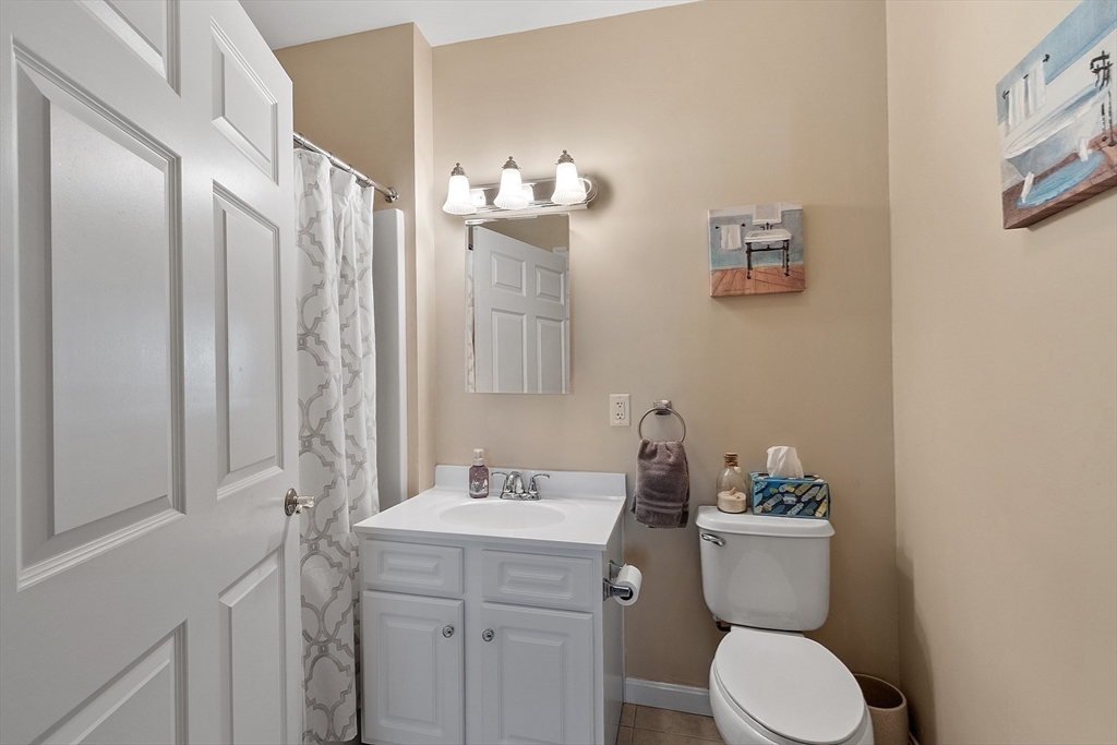 210 Chickering Road, Unit 102A North Andover, MA 01845 - Photo 11 of 20 Gallery Image 11