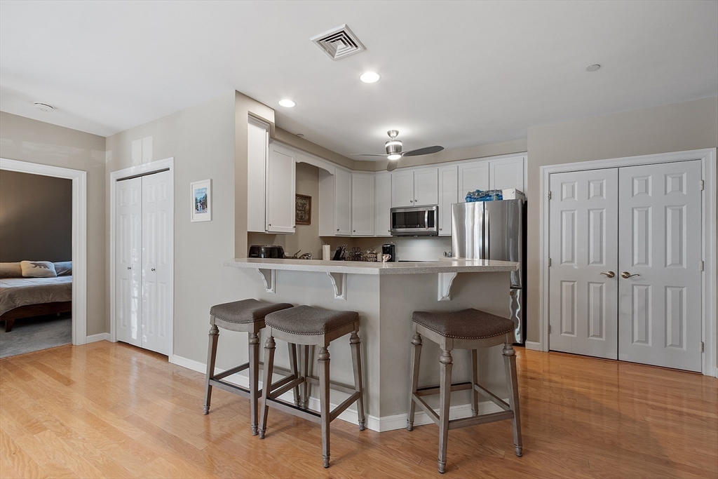 210 Chickering Road, Unit 102A North Andover, MA 01845 - Photo 3 of 20 Gallery Image 3