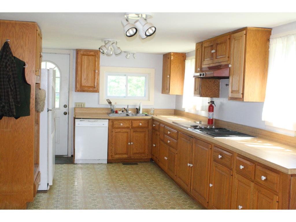 68 Griswold Road Grand Isle, VT 05458 - Photo 5 of 18 Gallery Image 5