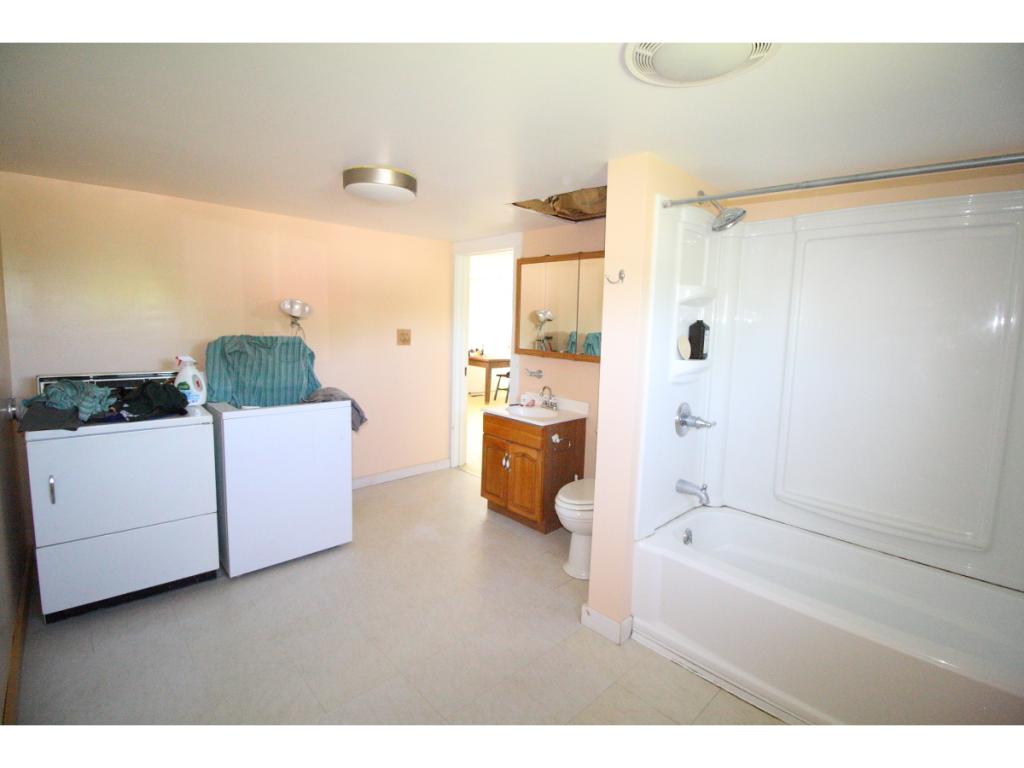 68 Griswold Road Grand Isle, VT 05458 - Photo 10 of 18 Gallery Image 10