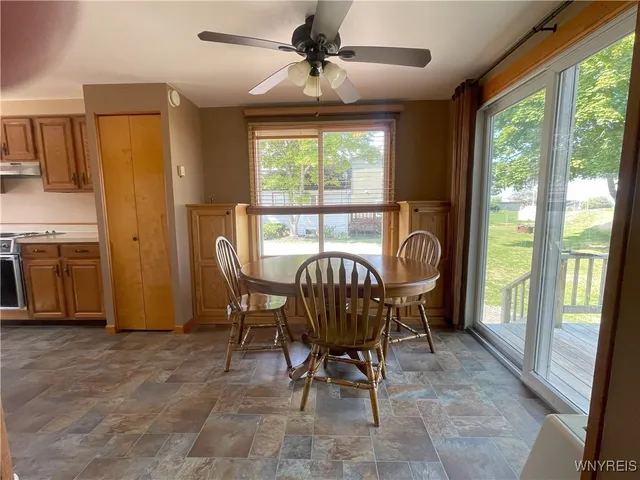 $599,000 | 5841-5847 Ontario Street, Newfane, NY 14126