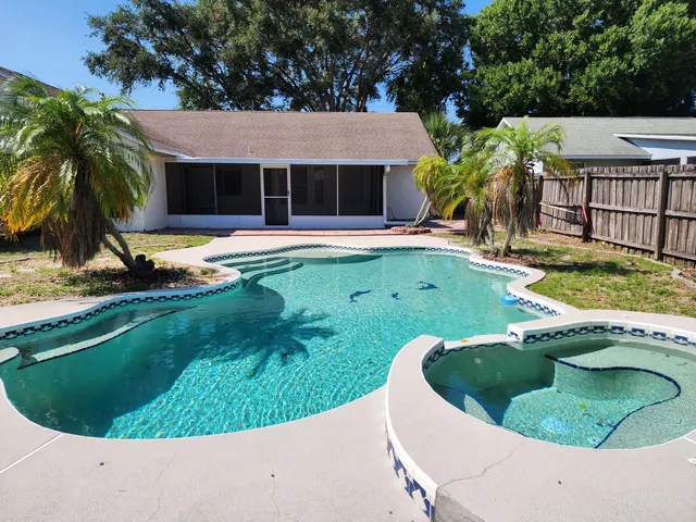 $2,600 | 2153 Royal Poinciana Boulevard, Melbourne, FL 32935