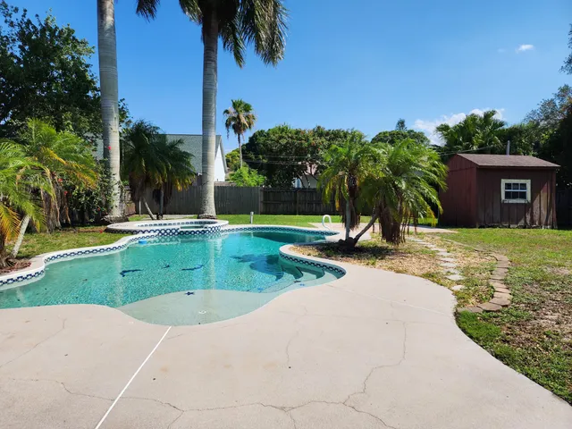 $2,600 | 2153 Royal Poinciana Boulevard, Melbourne, FL 32935