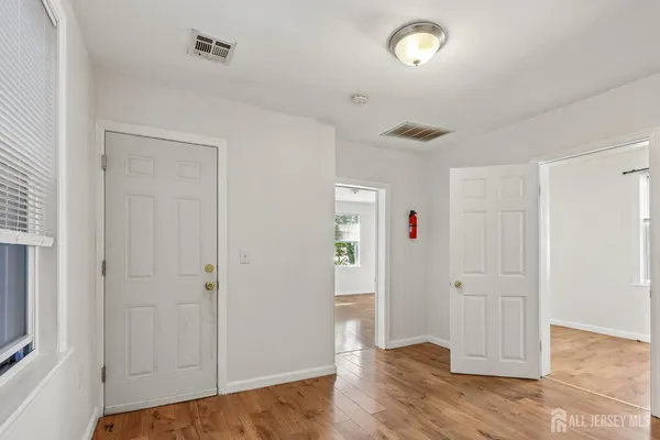 $2,200 | 660 Charles Street, Unit 2, Perth Amboy, NJ 08861