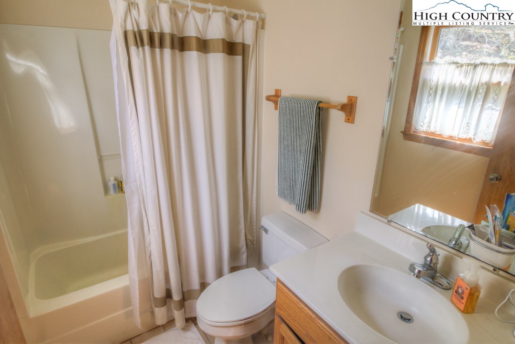 327 Running Deer Trail Boone, NC 28607 - Photo 11 of 18 Gallery Image 11