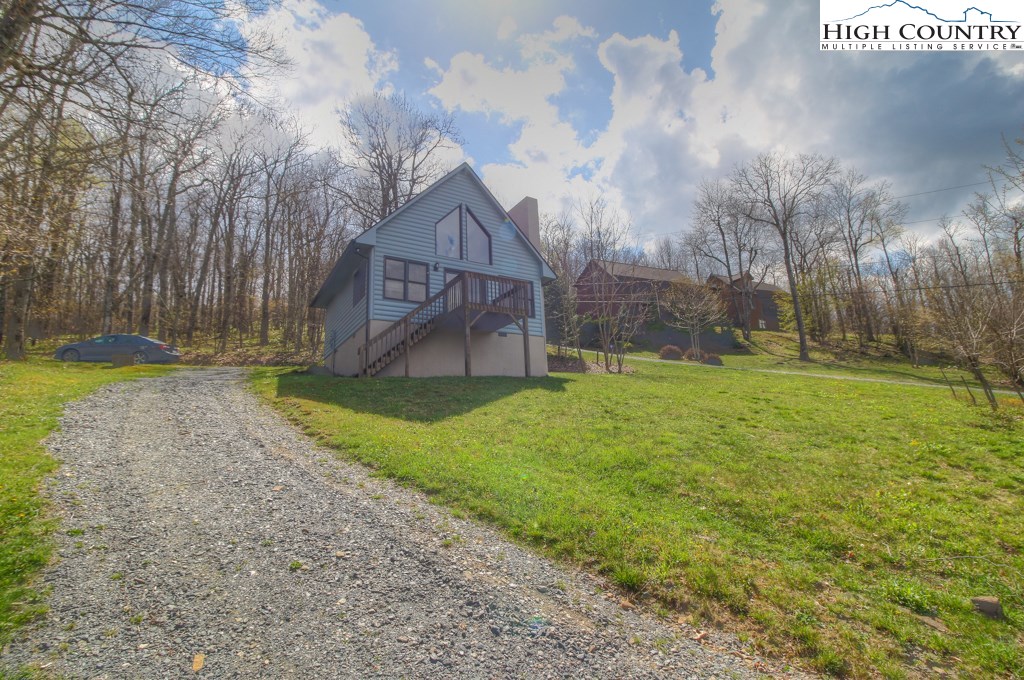 327 Running Deer Trail Boone, NC 28607 - Photo 17 of 18 Gallery Image 17