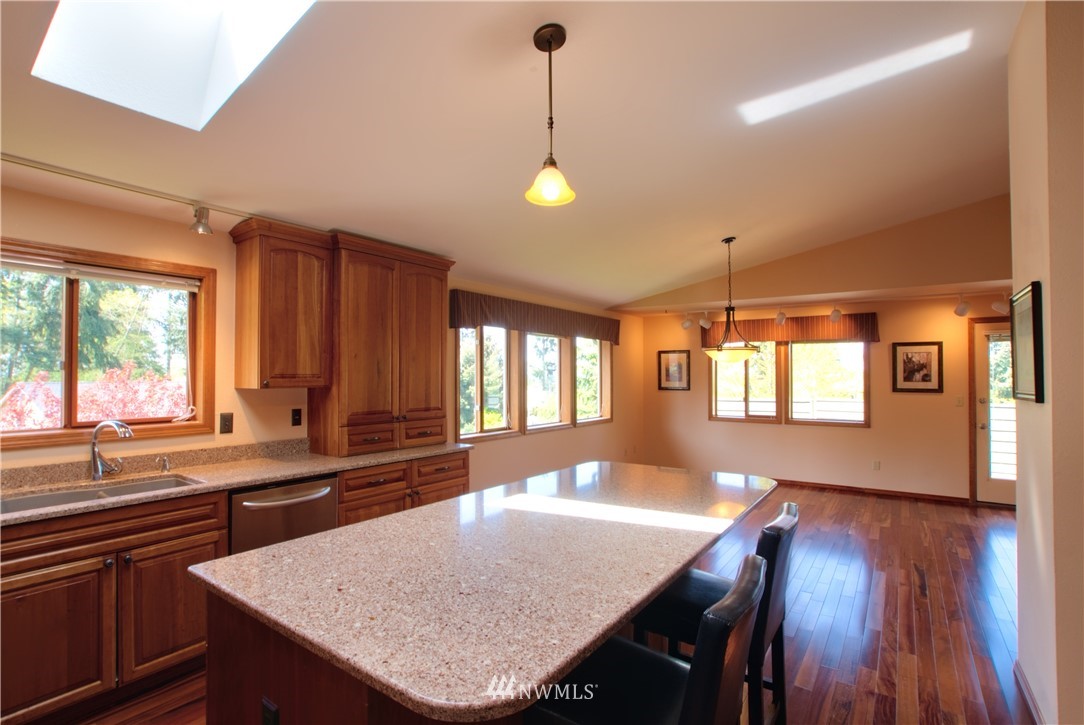 986 Goat Trail Loop Road Mukilteo, WA 98275 - Photo 2 of 25 Gallery Image 2