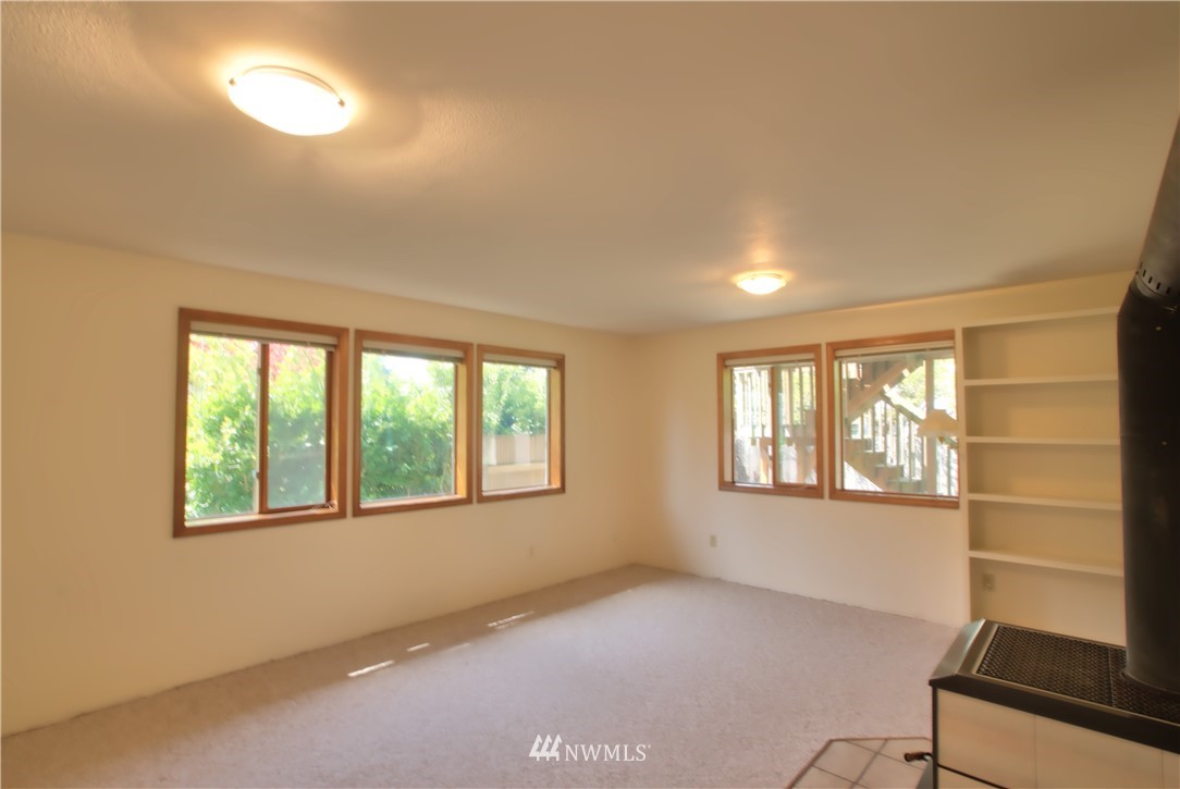 986 Goat Trail Loop Road Mukilteo, WA 98275 - Photo 15 of 25 Gallery Image 15
