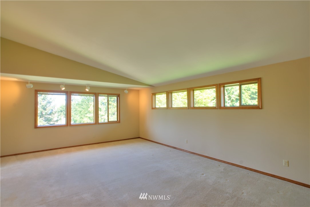 986 Goat Trail Loop Road Mukilteo, WA 98275 - Photo 7 of 25 Gallery Image 7