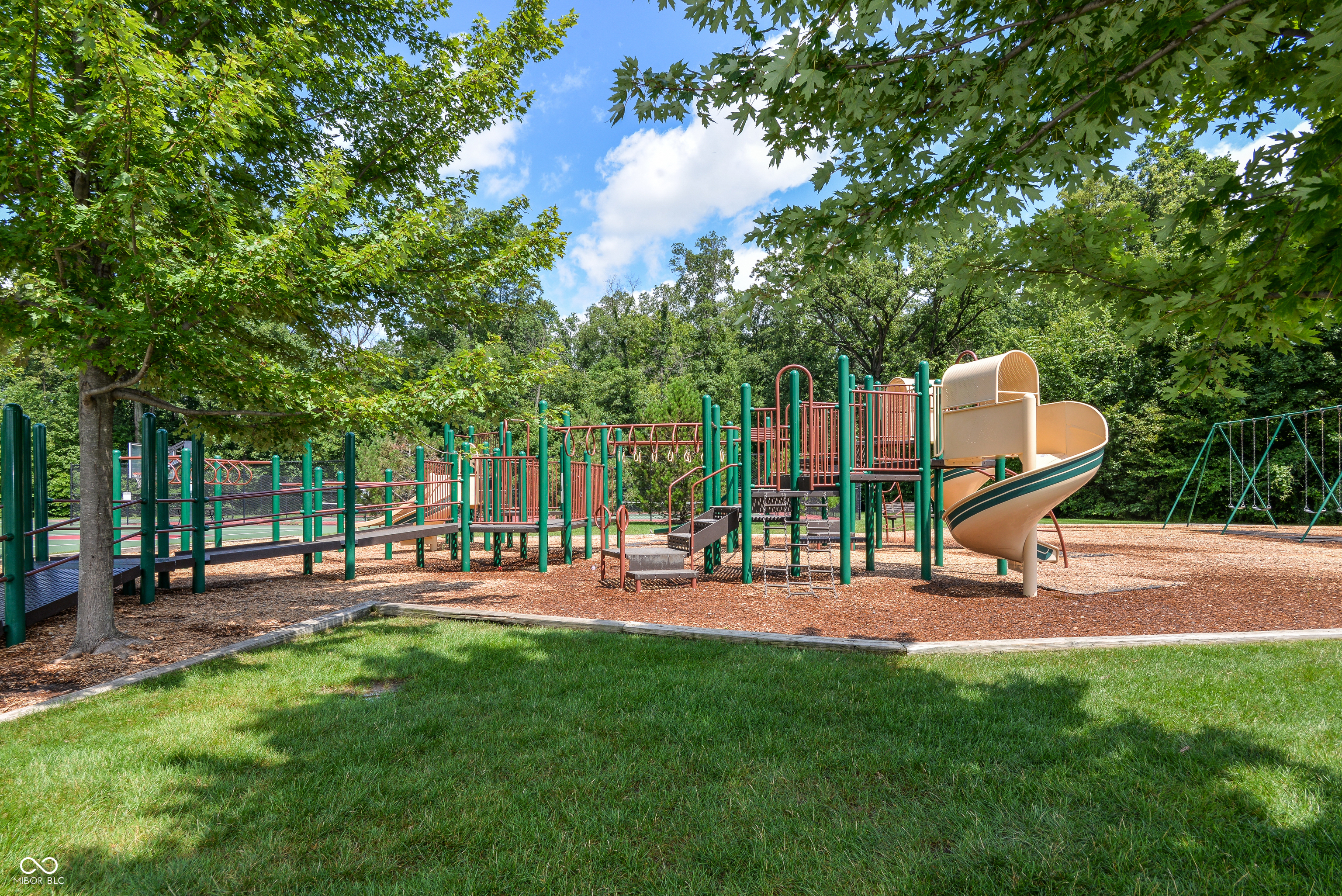 14375 Pendragon Way Fishers, IN 46037 - Photo 35 of 39