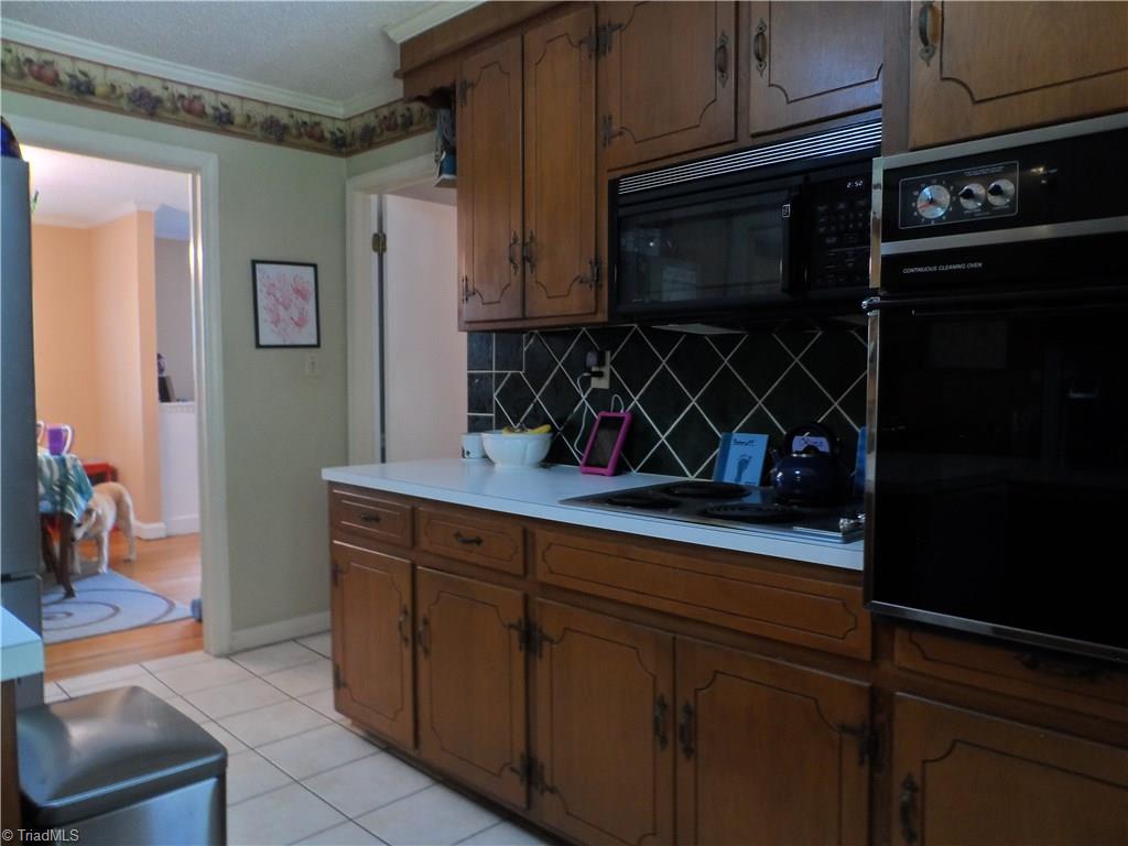 5863 Groometown Road High Point, NC 27263 - Photo 6 of 27 Gallery Image 6