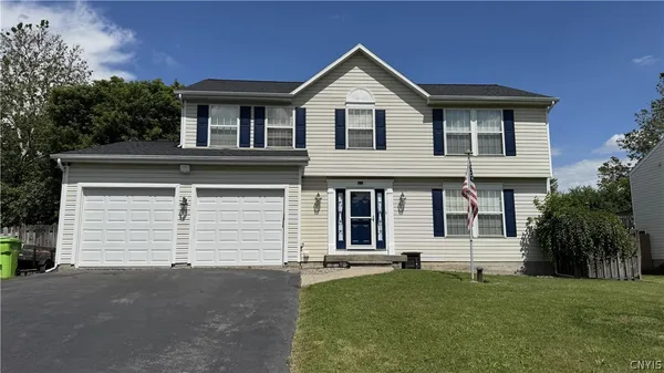 $379,900 | 107 Snappy Lane, Salina, NY 13090