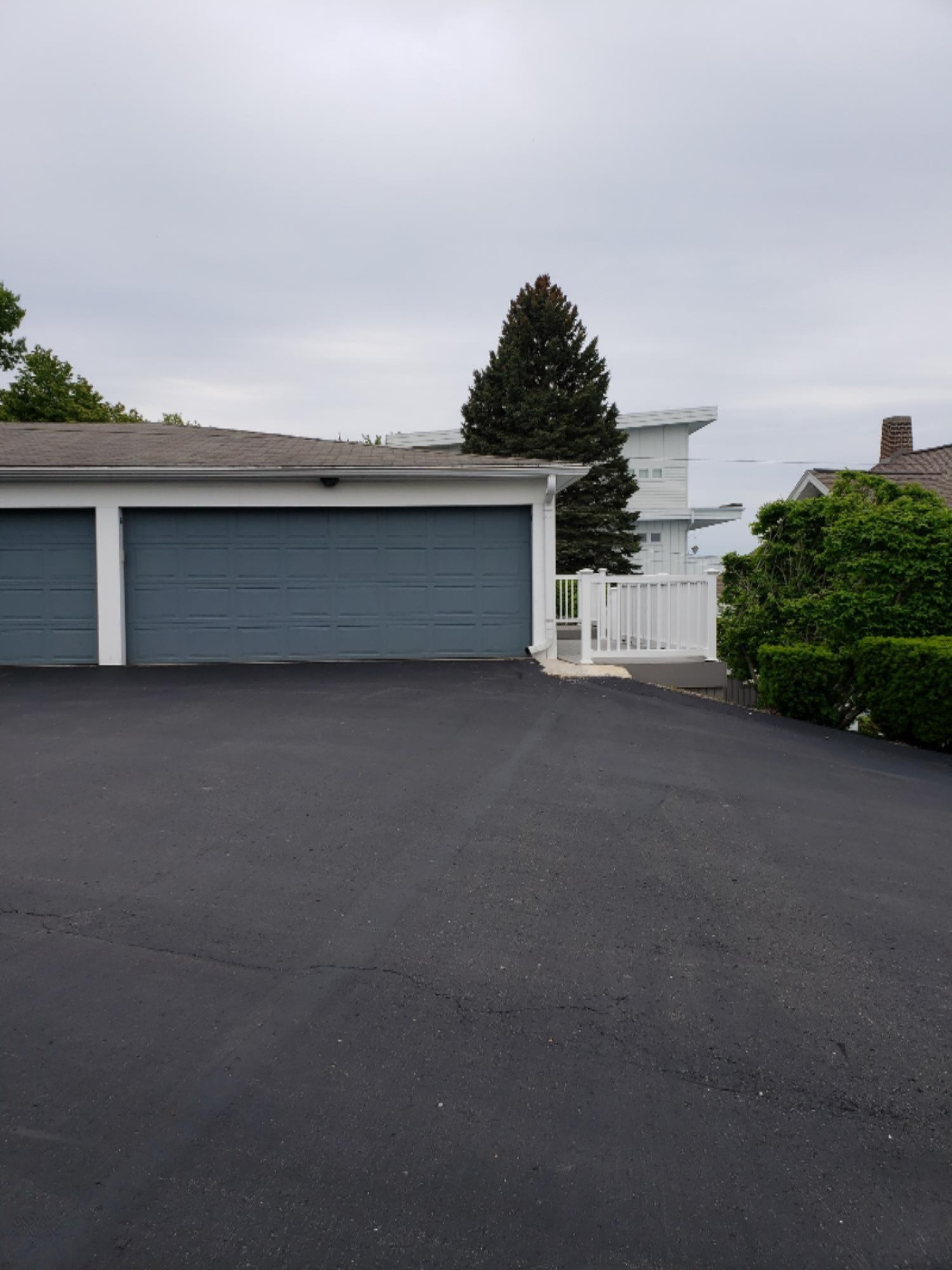 400 Lakeview Court, Unit C17 Spring Lake, MI 49456 - Photo 5 of 22 20190604_105842