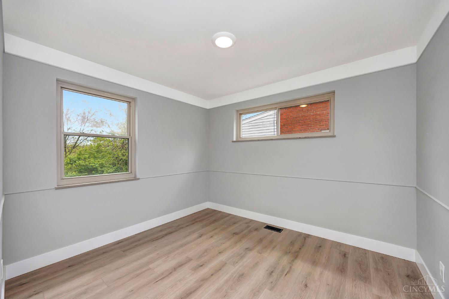 5306 Fox Road Cincinnati, OH 45239 - Photo 18 of 35
