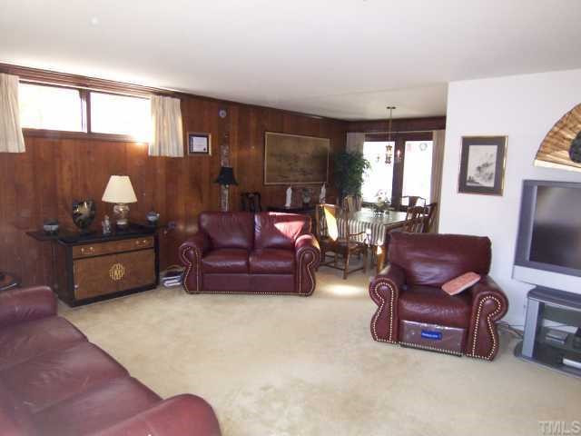 3506 Andrews Lane Raleigh, NC 27607 - Photo 3 of 12 Living Room