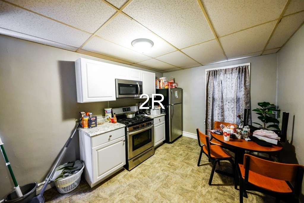 196 County Street Fall River, MA 02723 - Photo 25 of 42 Gallery Image 25