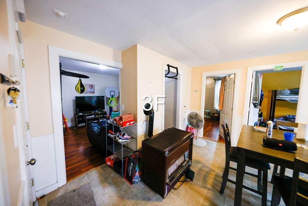 196 County Street Fall River, MA 02723 - Photo 27 of 42 Gallery Image 27