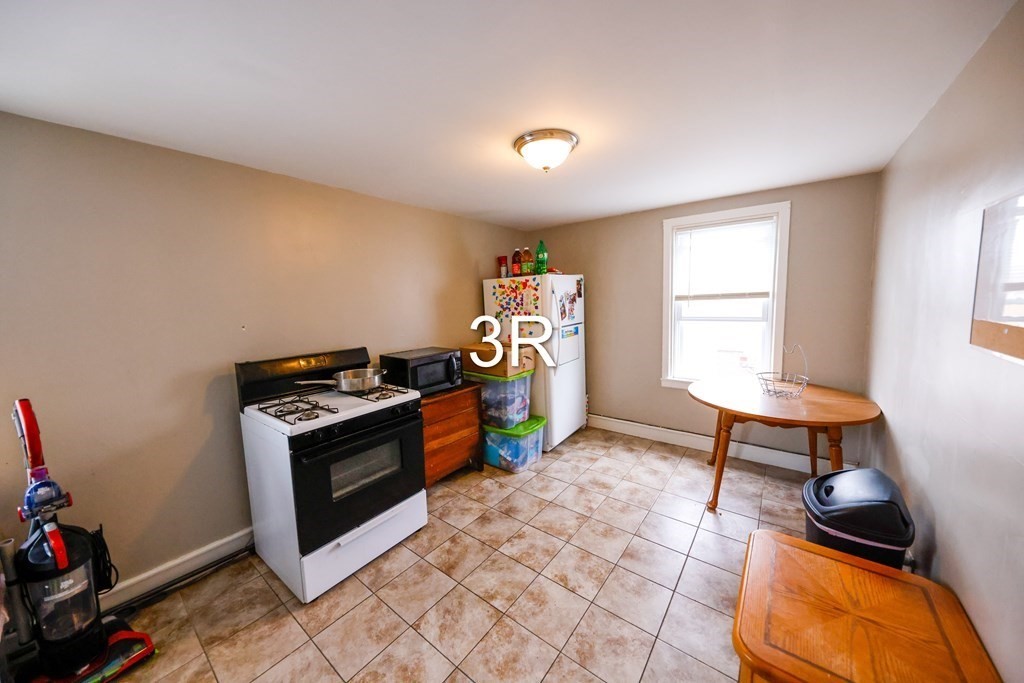 196 County Street Fall River, MA 02723 - Photo 33 of 42 Gallery Image 33