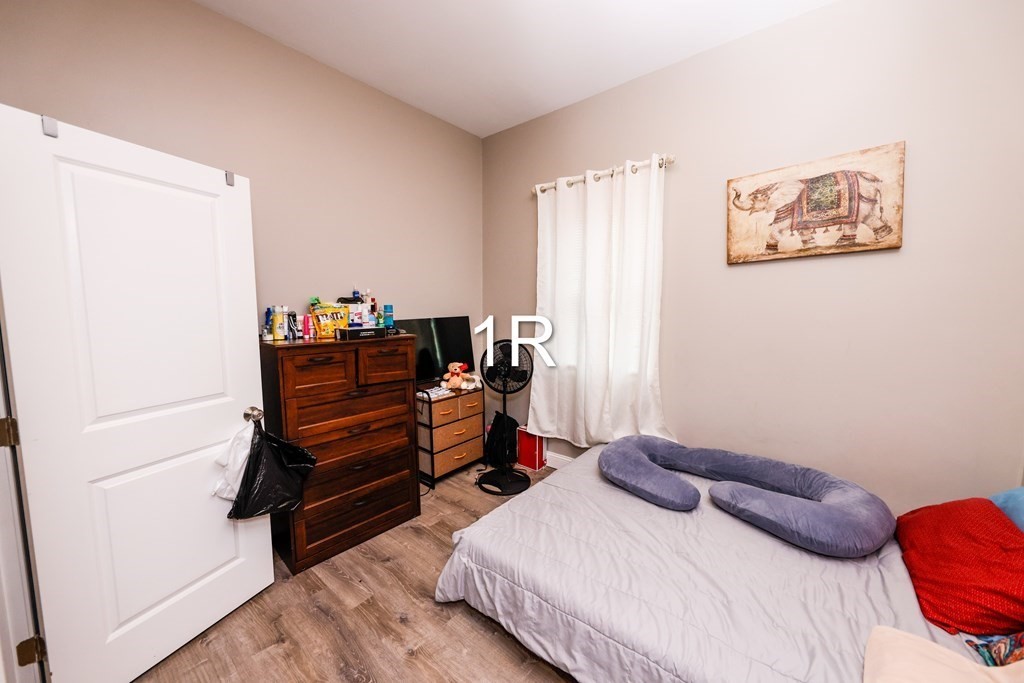 196 County Street Fall River, MA 02723 - Photo 7 of 42 Gallery Image 7