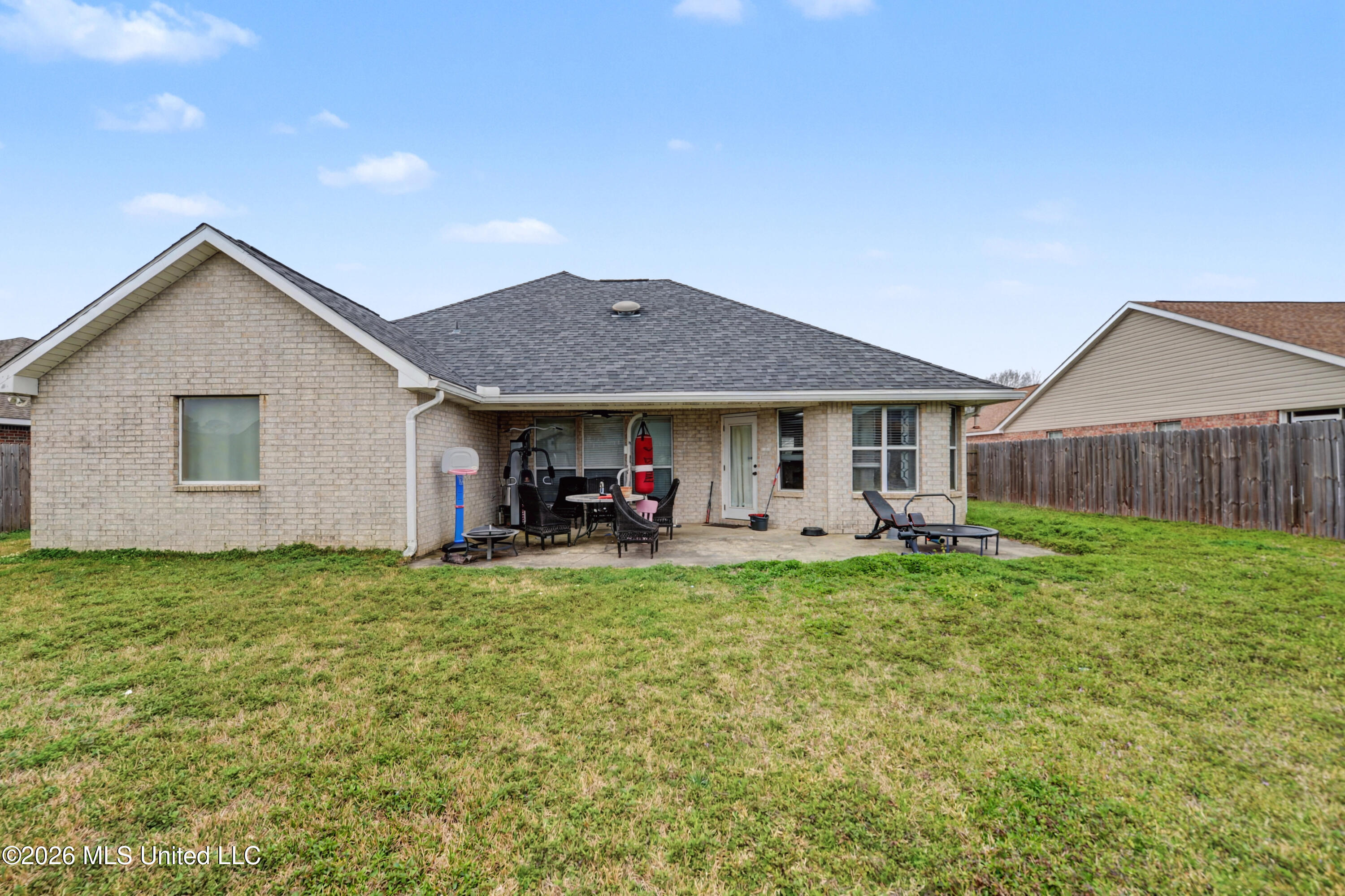 419 Pinecrest Circle Long Beach, MS 39560 - Photo 19 of 27 419 Pinecrest Back