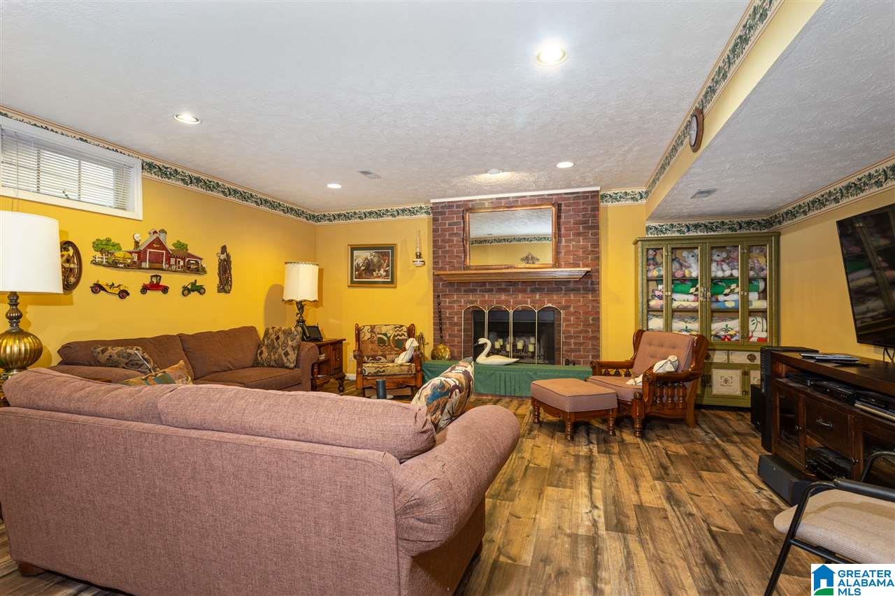 401 Shamrock Road Anniston, AL 36207 - Photo 24 of 46
