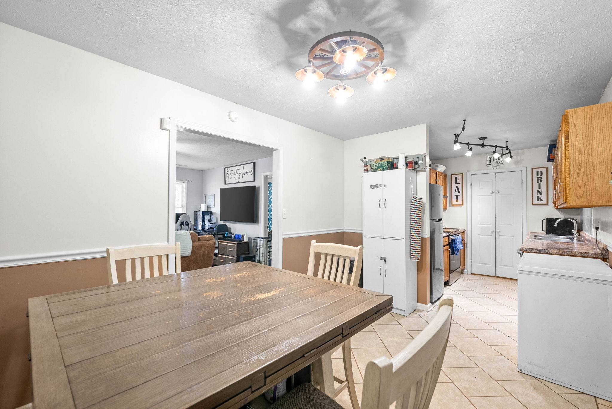 585 Foxfield Road Hopkinsville, KY 42240 - Photo 10 of 30 Gallery Image 10