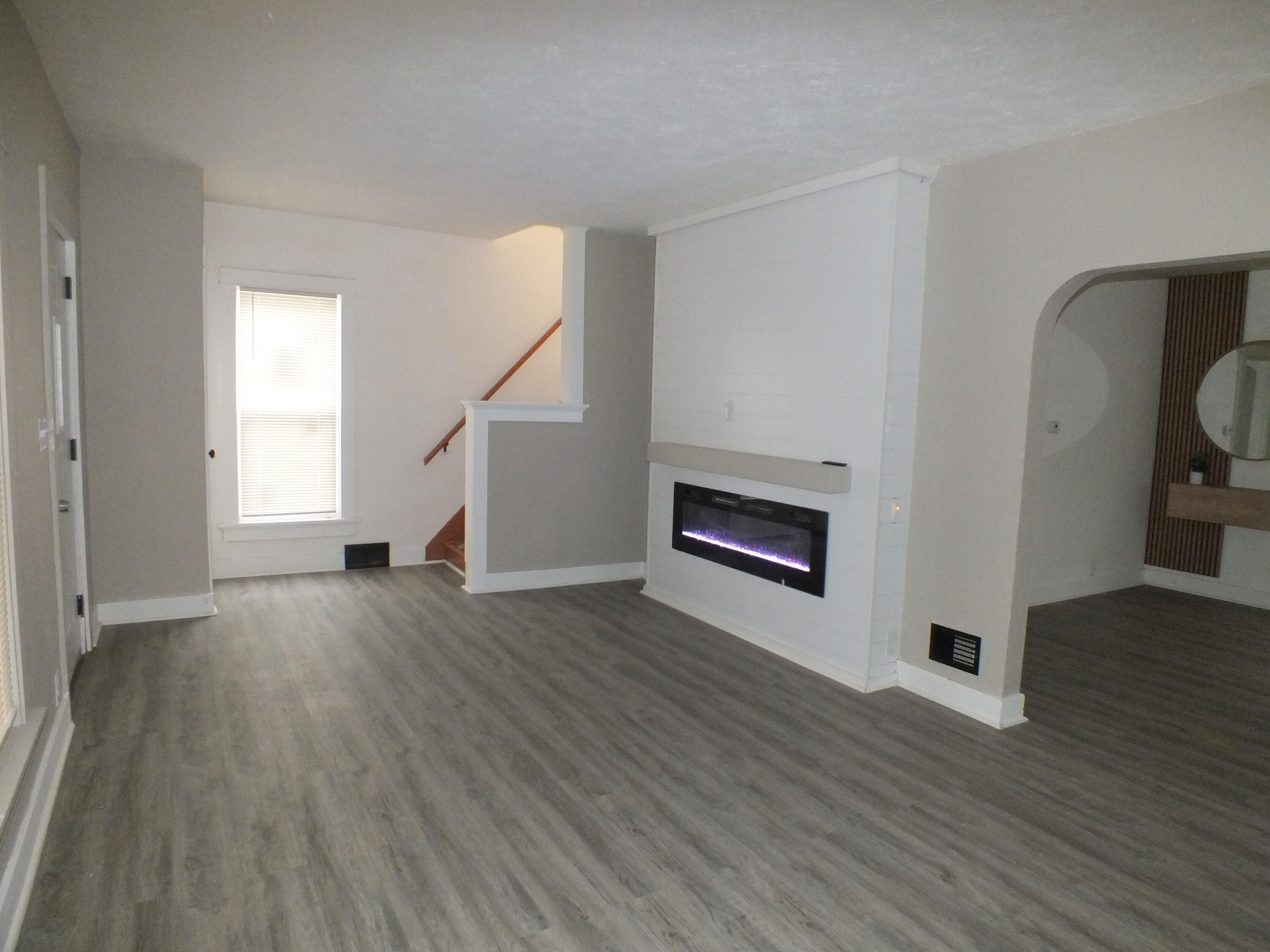 112 Fer Don Road Dayton, OH 45405 - Photo 2 of 39 Gallery Image 2