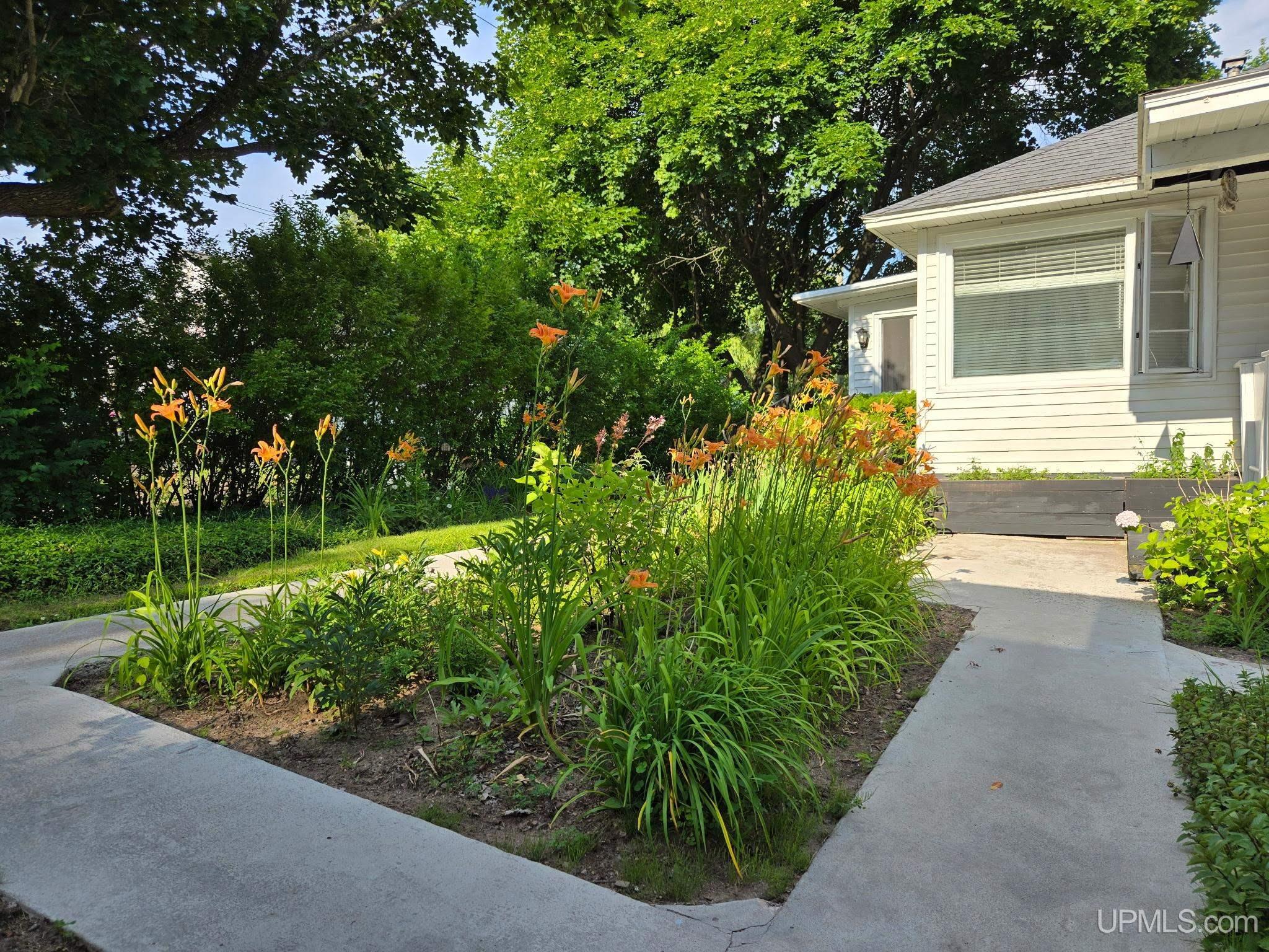 423 West Hampton Street Marquette, MI 49855 - Photo 87 of 99