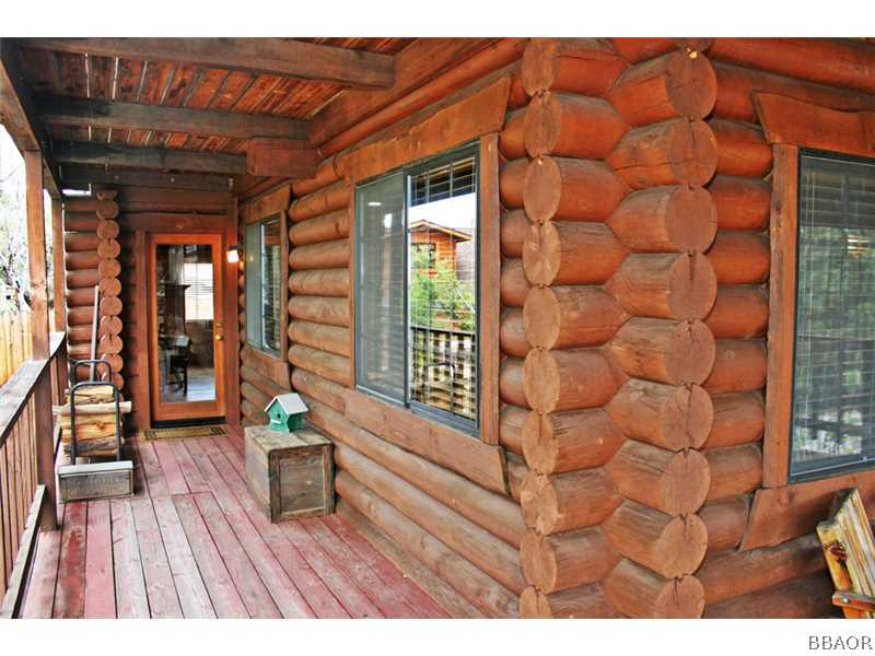 39404 Lodge Road Fawnskin, CA 92333 - Photo 25 of 25 Deck.