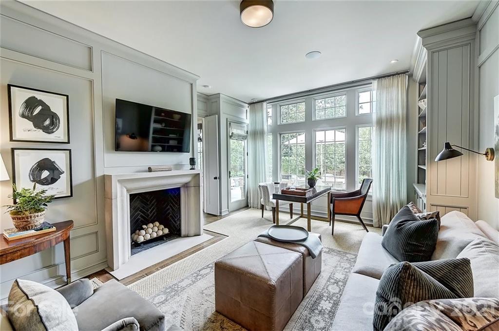 1198 Queens Road Charlotte, NC 28207 - Photo 16 of 43 Gallery Image 16