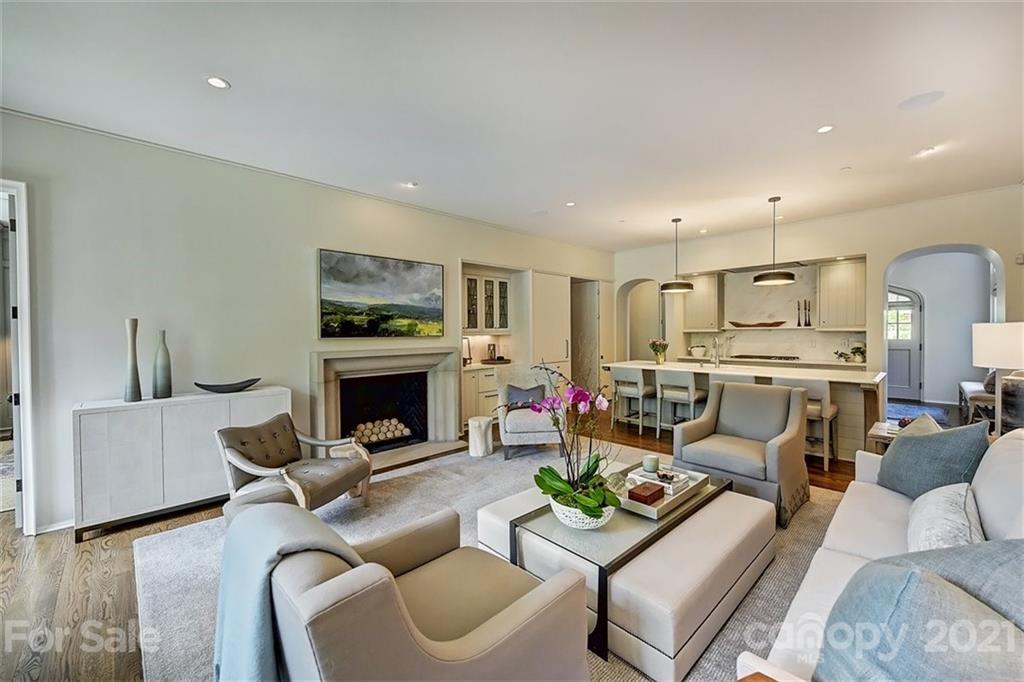 1198 Queens Road Charlotte, NC 28207 - Photo 4 of 43 Gallery Image 4