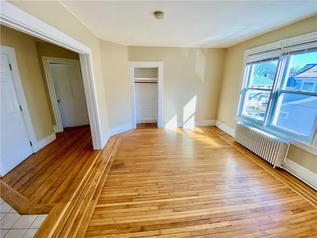 $2,500 | 67 Roseneath Avenue, Unit 2, Newport, RI 02840