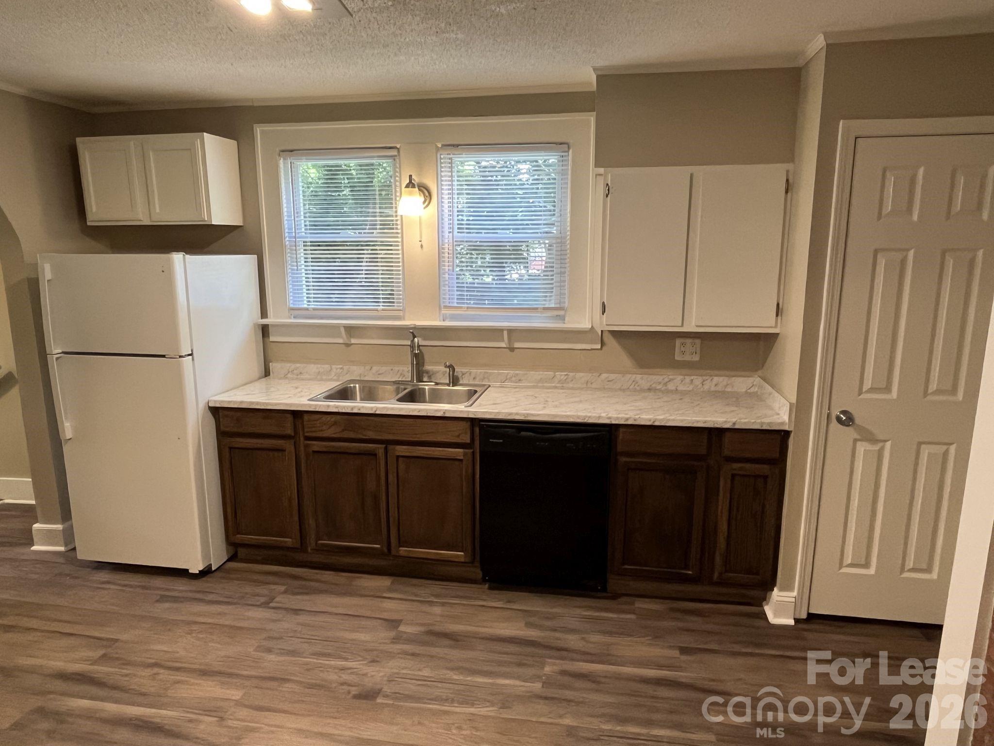975 Old Charlotte Road Southwest Concord, NC 28027 - Photo 6 of 34
