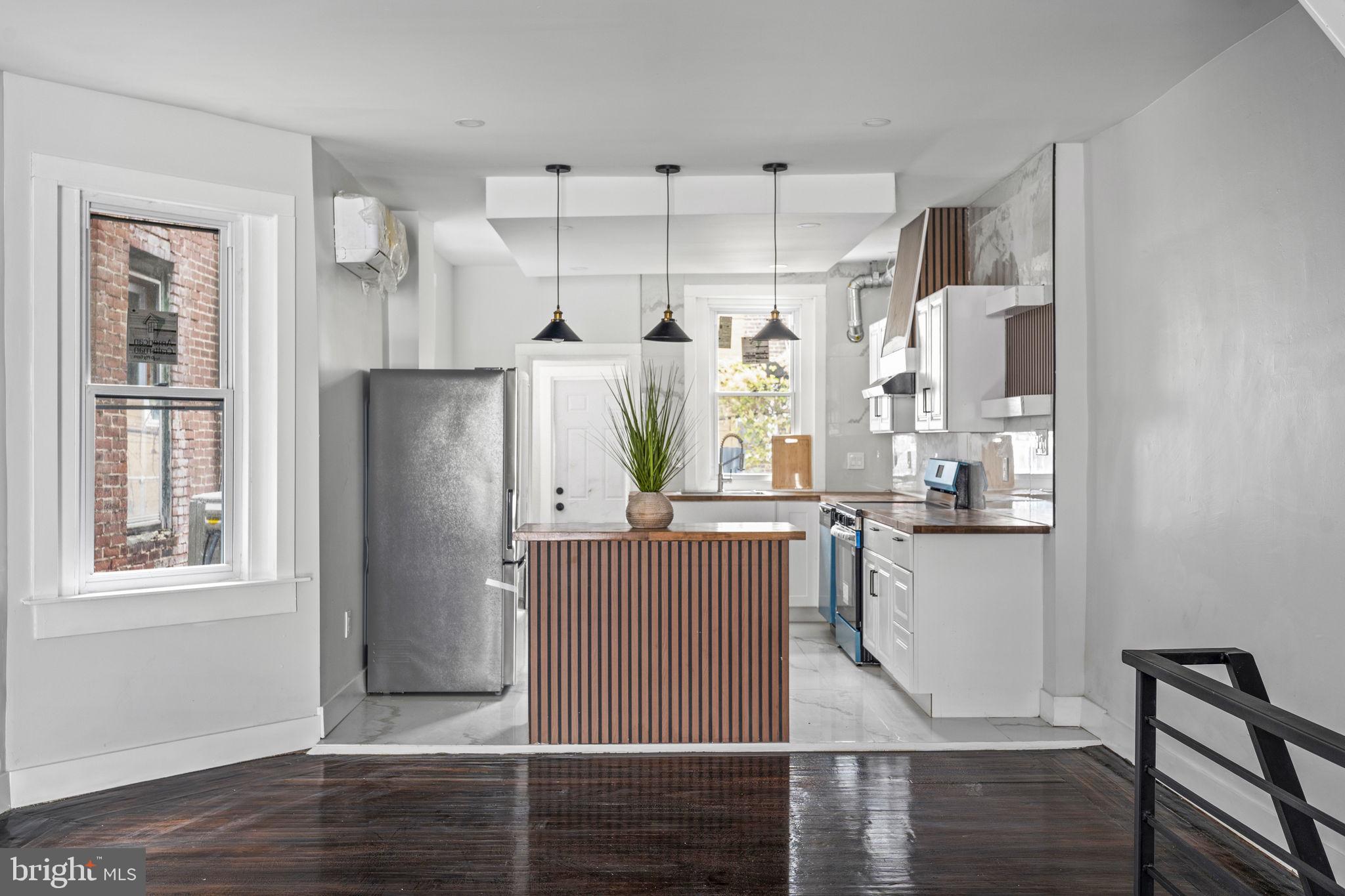 4935 North 8th Street Philadelphia, PA 19120 - Photo 4 of 11 kitchen