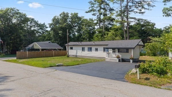 9 Humes Street Webster, MA 01570 - Photo 4 of 30