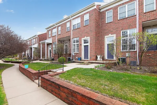 $2,200 | 1930 Lindsay Lane, Ann Arbor, MI 48104
