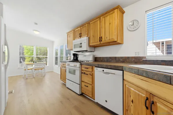 $149,999 | 27701 Murrieta Road, Unit SPC 76, Menifee, CA 92586