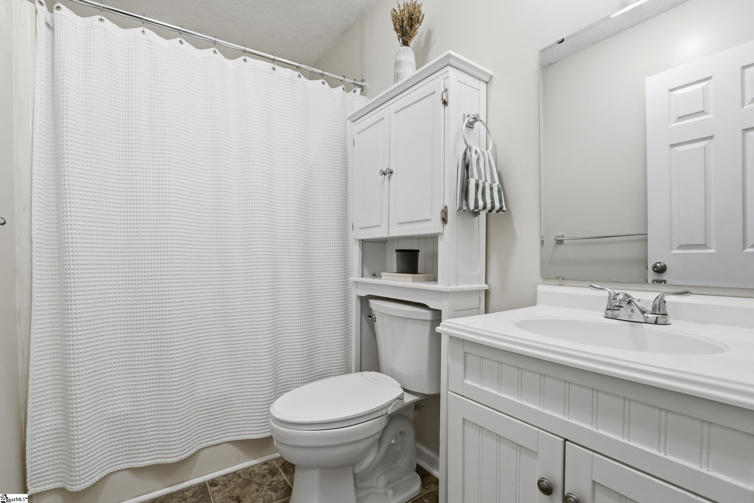 1045 Knollwood Acres Road Boiling Springs, SC 29316 - Photo 14 of 32