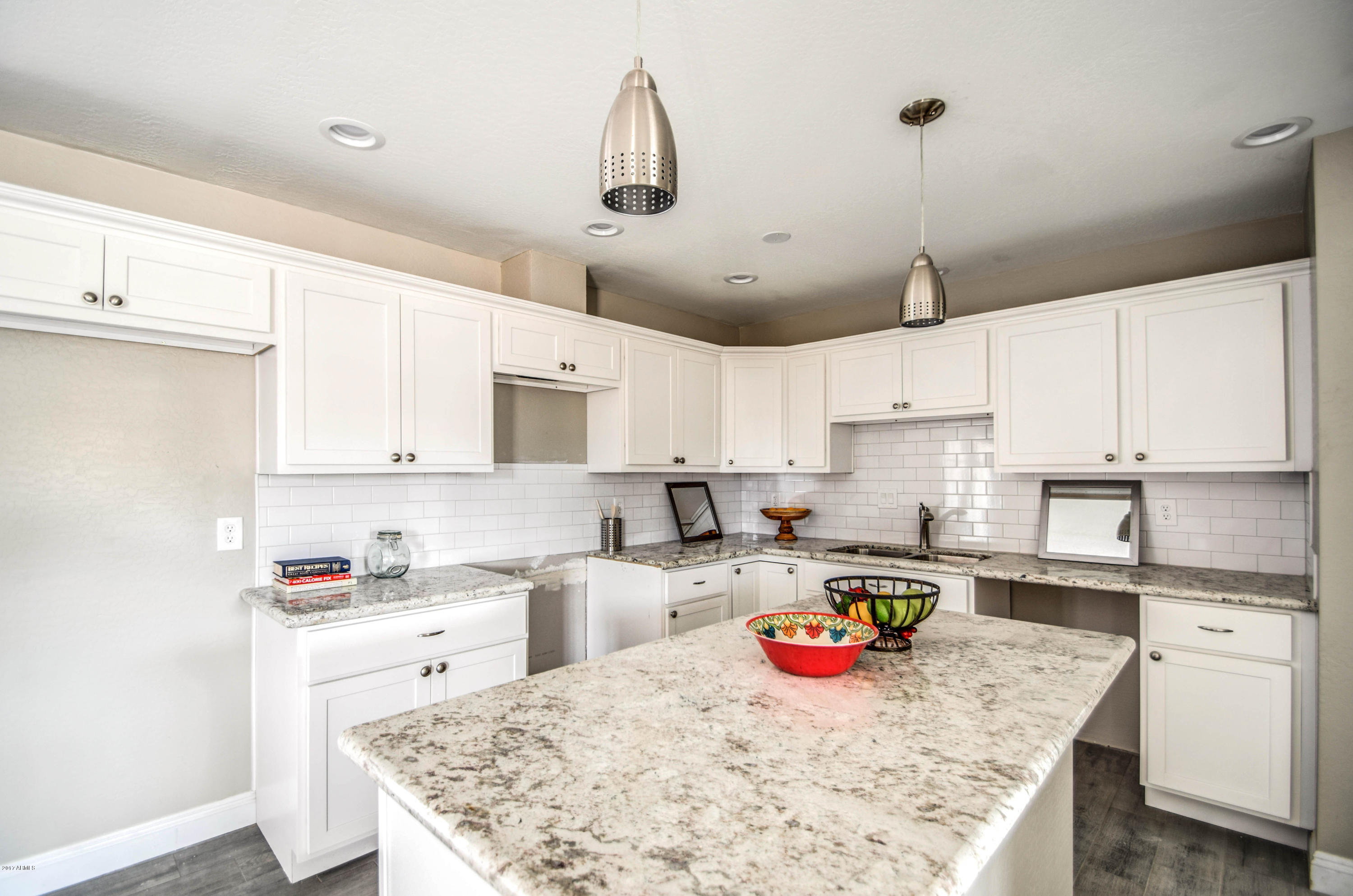 3114 West Wethersfield Road Phoenix, AZ 85029 - Photo 24 of 43 KITCHEN 4