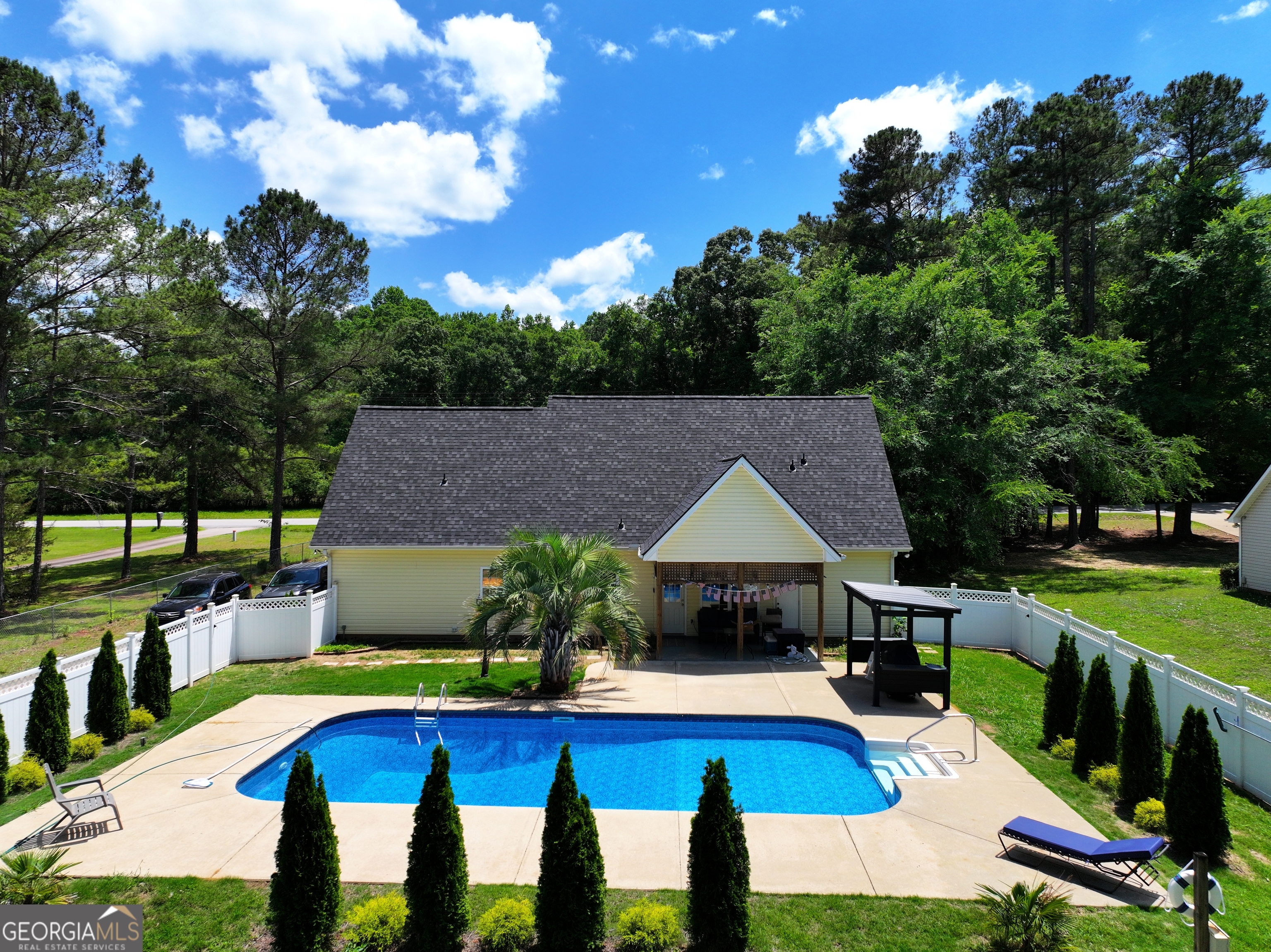 1358 Glass Bridge Road LaGrange, GA 30240 - Photo 2 of 19