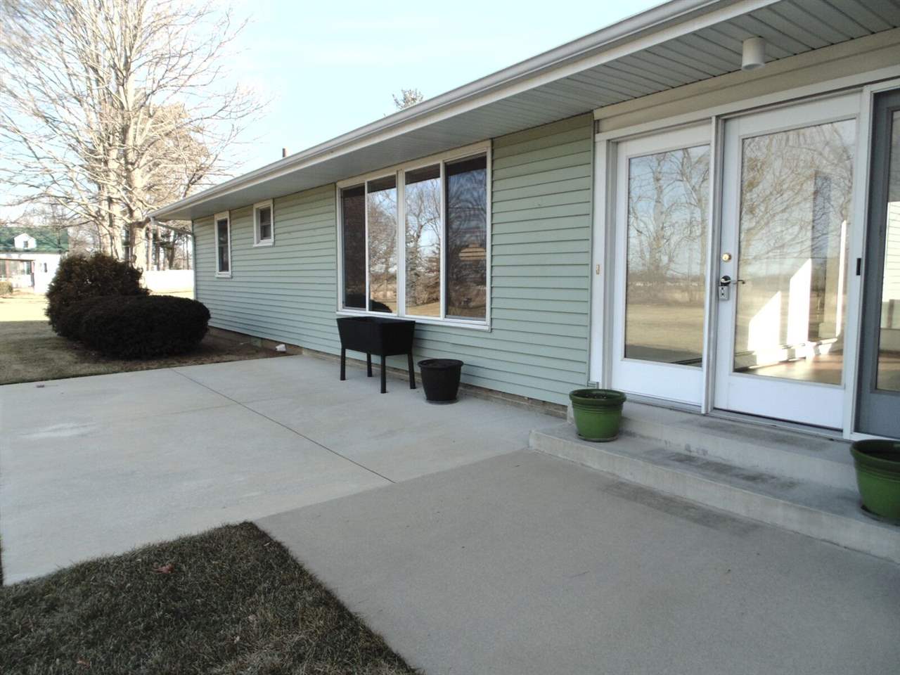 2573 Liberty Road Rochester, IN 46975 - Photo 14 of 22